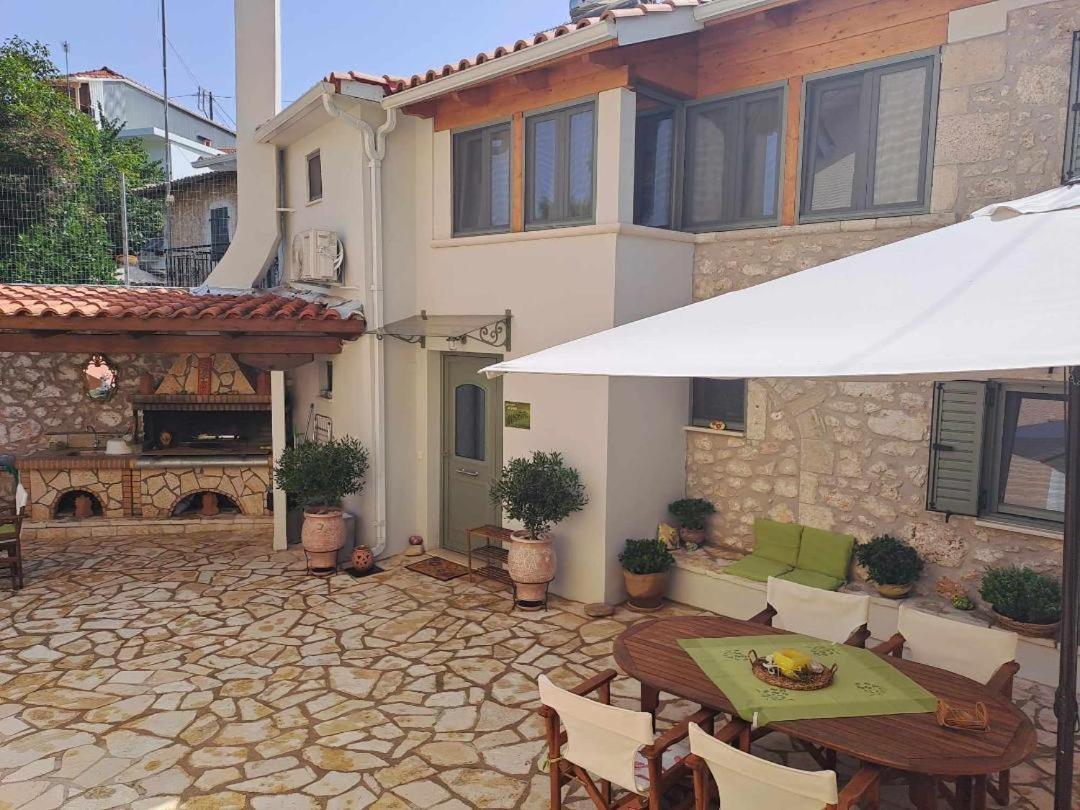 La Casa Di Bella A Tradional Stone House With Barbecue Vila Kariá Exterior foto