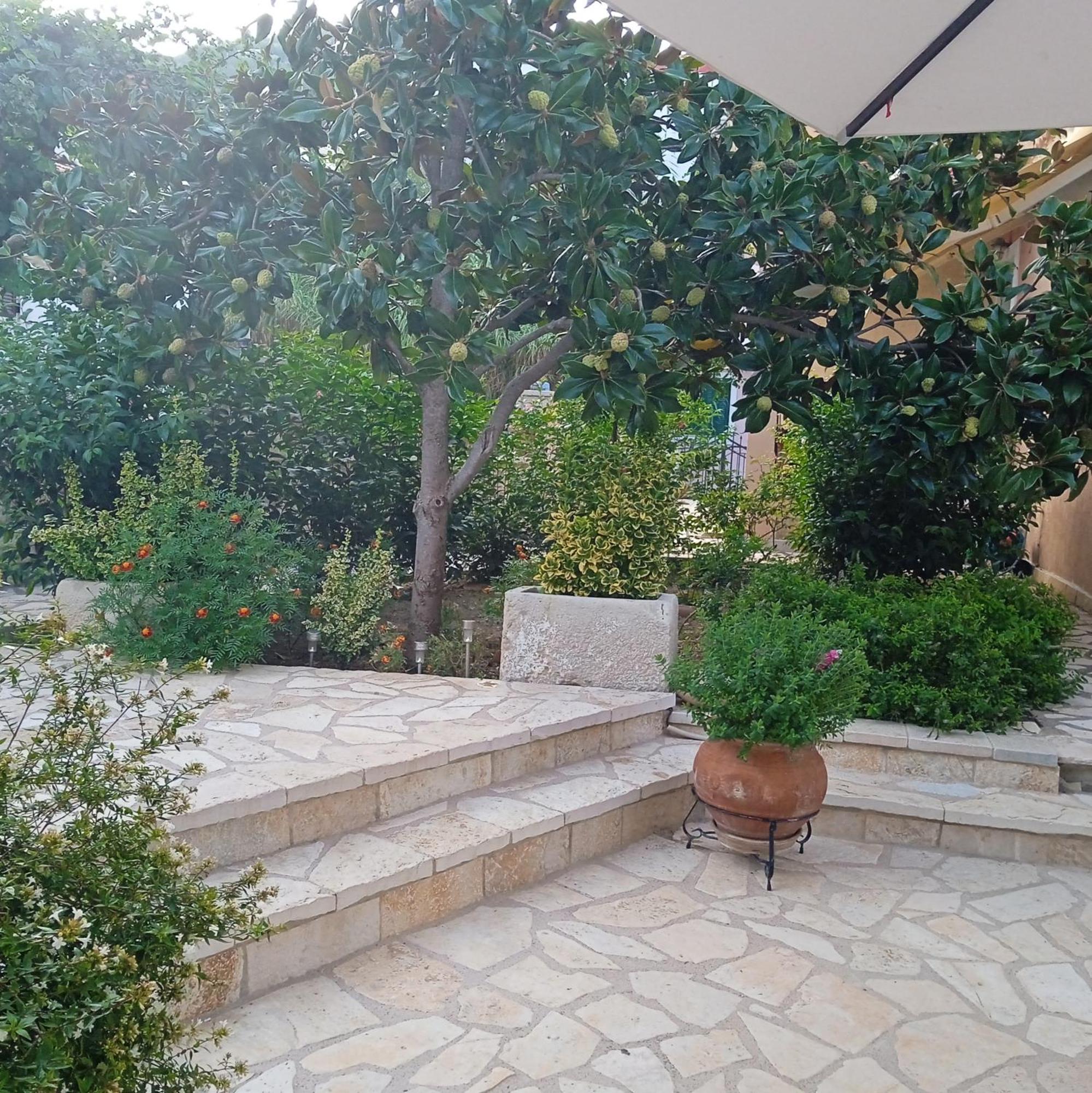 La Casa Di Bella A Tradional Stone House With Barbecue Vila Kariá Exterior foto